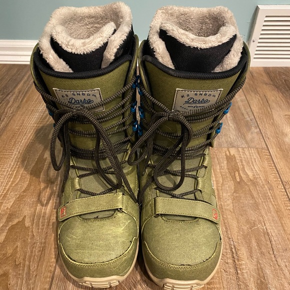 snowboard boots mens size 10.5